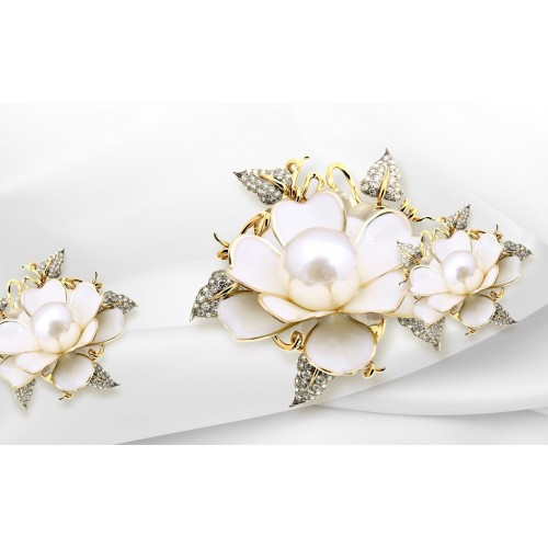 Золотая брошь невесты